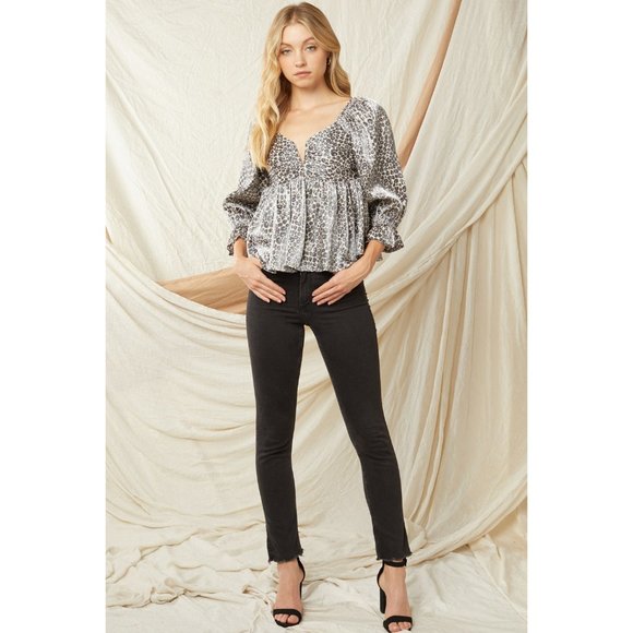 Entro Leopard Iridescent Babydoll Top, Sand - Picture 3 of 6